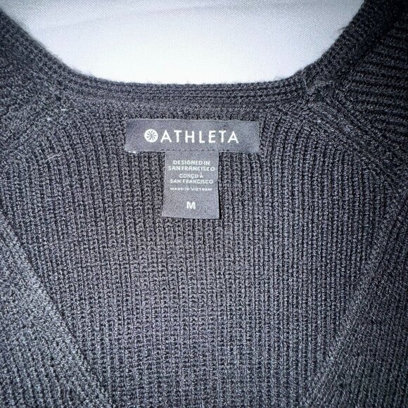 Athleta Hanover Refined V-Neck Sweater Size Medium - Picture 4 of 7